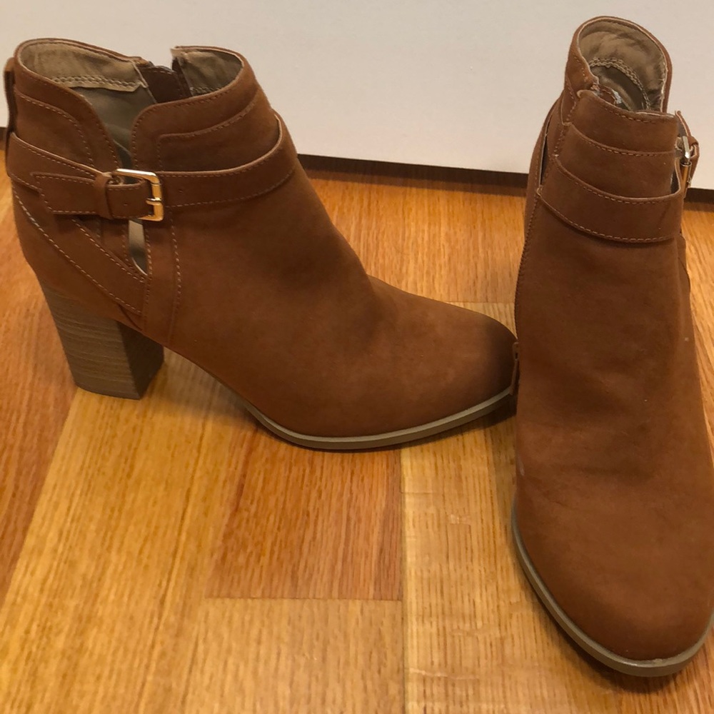 NY&CO ankle booties